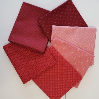 Andover Ditzy Tonal Rouge Fabric Fat Quarter Bundle. Six different fabrics in shades of Red and Pink Bright Quilting