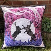 Delphine Brooks Fighting Hare's Cushion Pattern Photos Bright Quilting